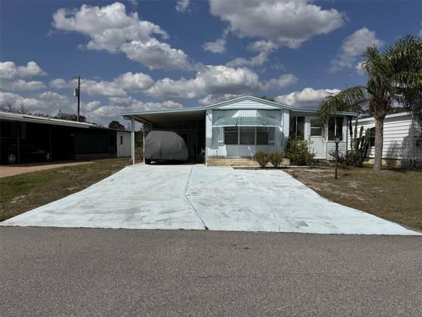 8508 BREEZE HILL DR, Lake Wales, FL 33898