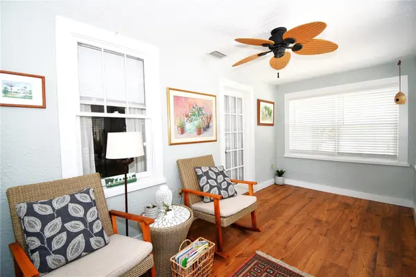 1245 N ALEXANDER ST, Mount Dora, FL 32757