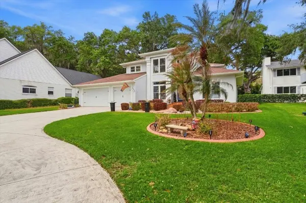 2000 LAKE ARIANA BLVD, Auburndale, FL 33823