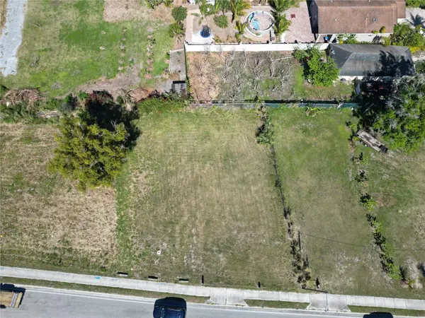 205 SNIVELY AVE, Eloise, FL 33880