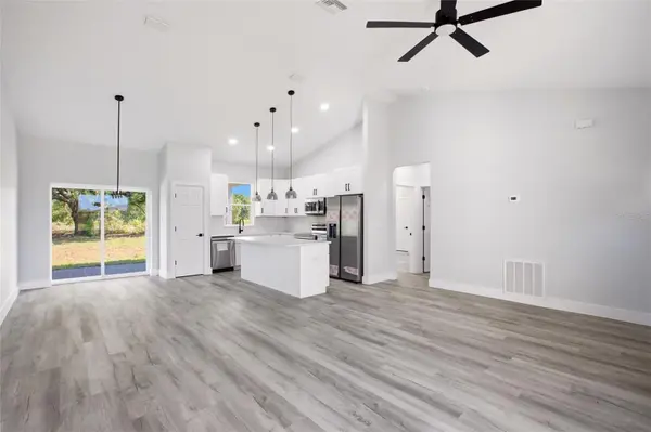 1313 BLUE HERON DR, Sebring, FL 33876