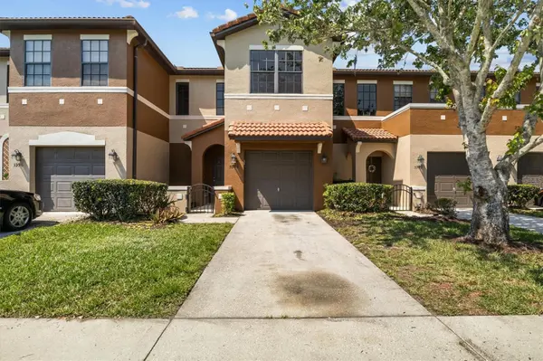 5986 TIVOLI GARDENS BLVD, Orlando, FL 32829