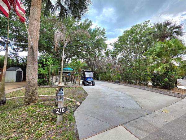 218 HORSESHOE BND, Lake Wales, FL 33898