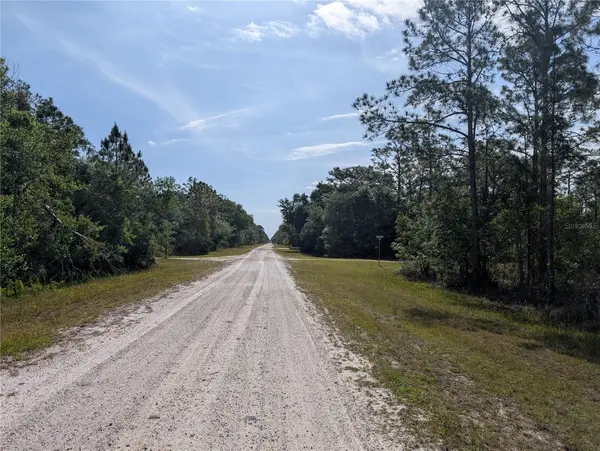 704 ORCHID DR, Indian Lake Estates, FL 33855