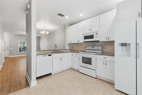 8671 HUNTERS KEY CIR #8671, Tampa, FL 33647