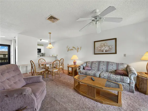 900 AVENUE Z SE #D6, Winter Haven, FL 33880