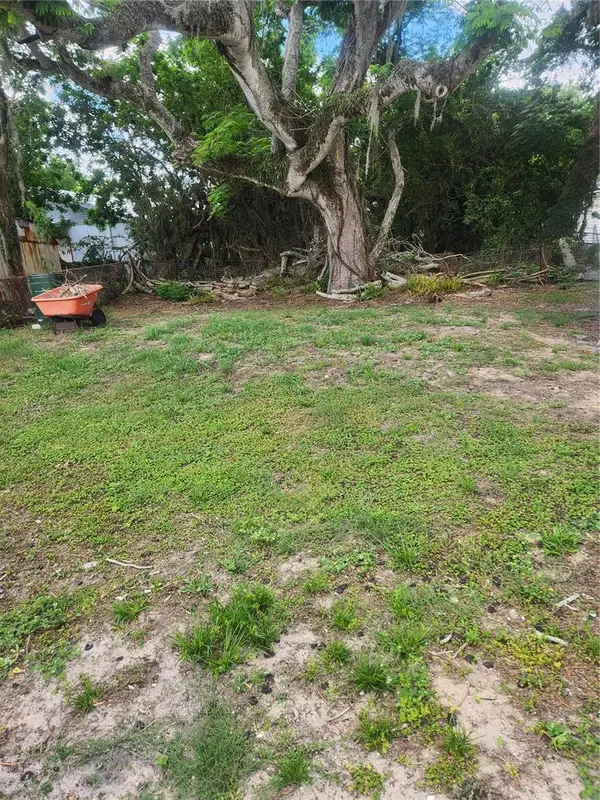 2429 LAKEVIEW ST, Lakeland, FL 33801