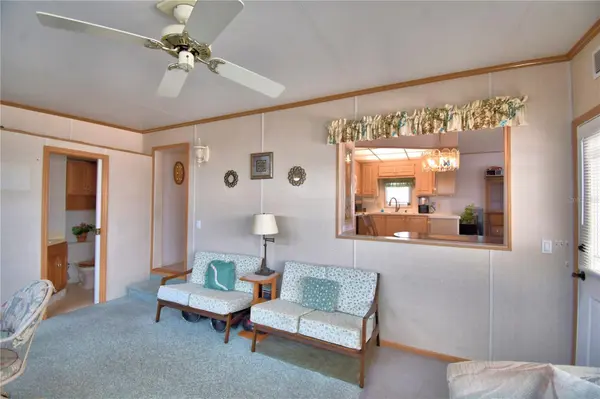 251 PATTERSON RD #H38, Haines City, FL 33844
