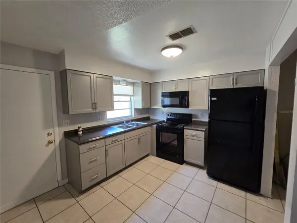 5667 STRUTHERS CT, Winter Haven, FL 33884