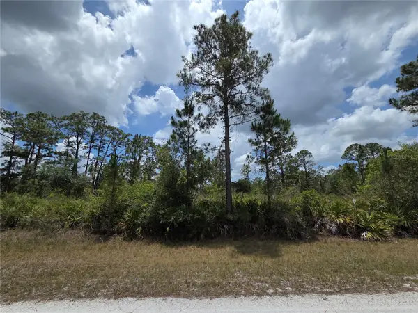 915 LAGUNA DR, Indian Lake Estates, FL 33855