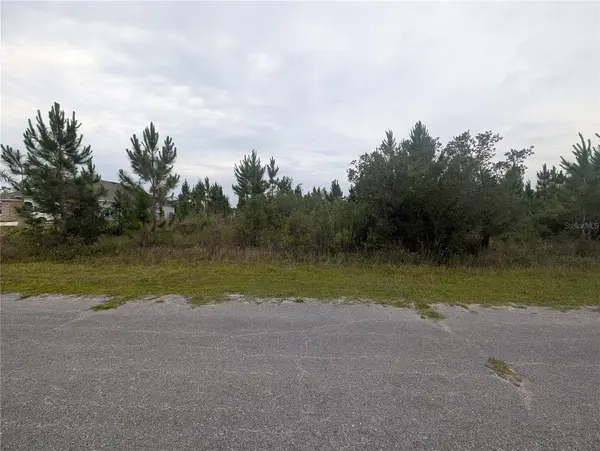 221 TROPICANA DR, Indian Lake Estates, FL 33855