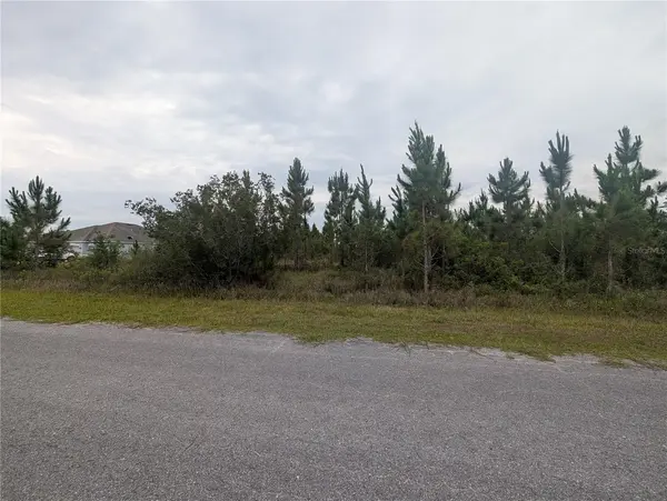 221 TROPICANA DR, Indian Lake Estates, FL 33855