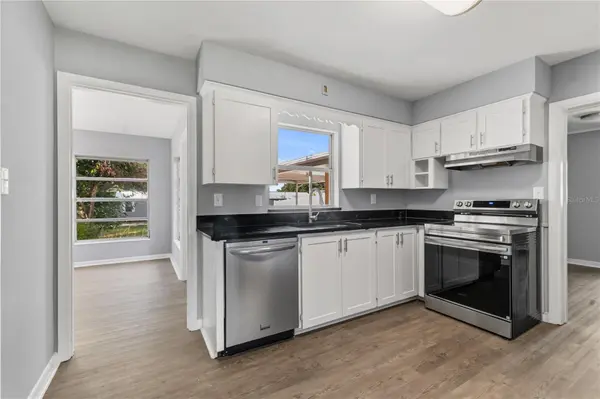6 GOLFVIEW CIR NE, Winter Haven, FL 33881