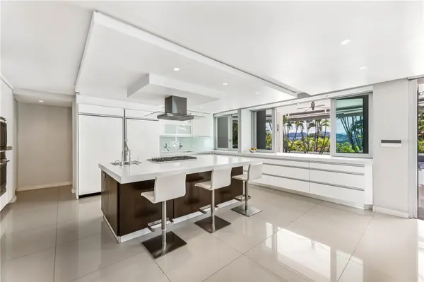 B32 EASTSIDE COURT, Guaynabo, PR 00969