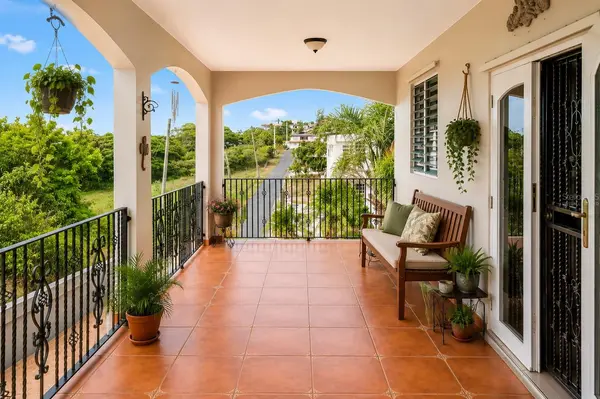 8466 CALLE LOS LUGO, Quebradillas, PR 00678