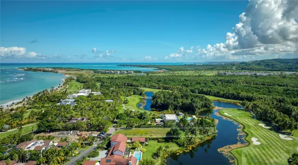 7000 BAHIA BEACH BLVD #19 Las Estancias, Rio Grande, PR 00745