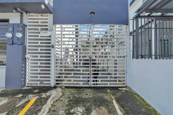 1000 8SE ANDALUCÍA, Puerto Nuevo, PR 00920