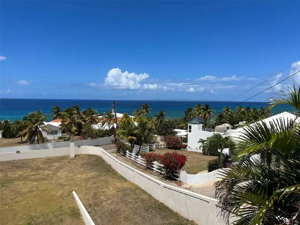 327 BRAVOS, Vieques, PR 00765