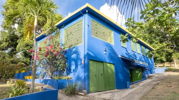 12 BLOQUE L, Vieques, PR 00765