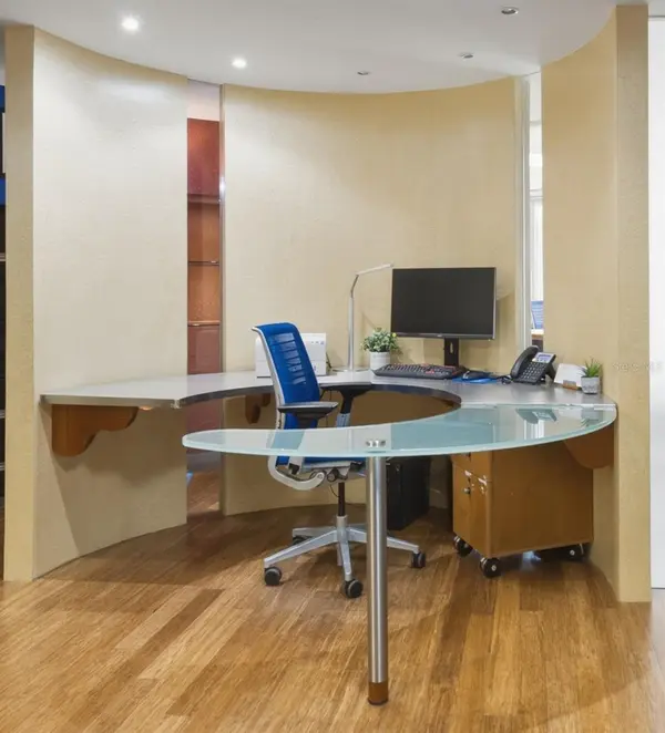 501 PERSEO ST STE 208, Caparra Hills, PR 00920