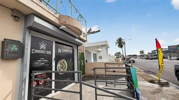 Local 1, Urb. La Rosaleda AVE. BOULEVARD MONROIG, Toa Baja, PR 00949