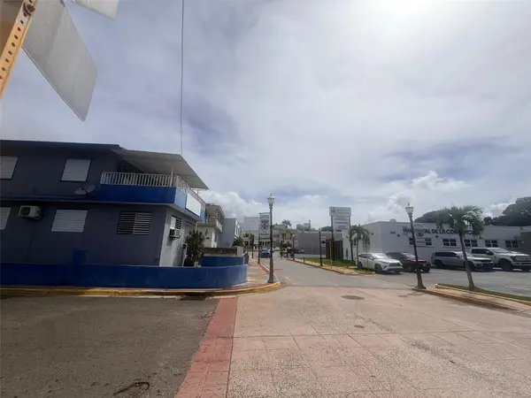 Ave. Muñoz Marín AVE. MUÑOZ MARÍN, ESQ. GENERAL DUVERGÉ, Hormigueros, PR 00660