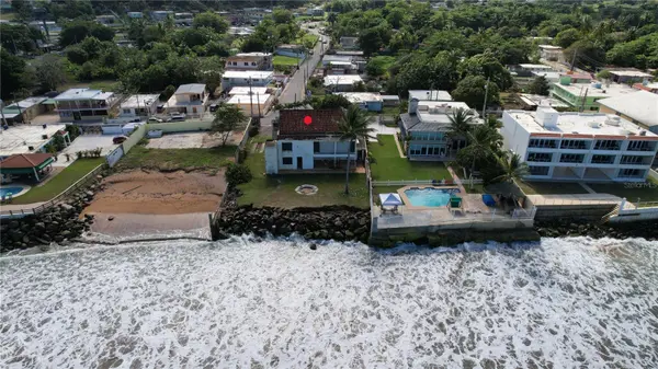 1 st (playa fortuna) BO FORTUNA #10, Luquillo, PR 00773