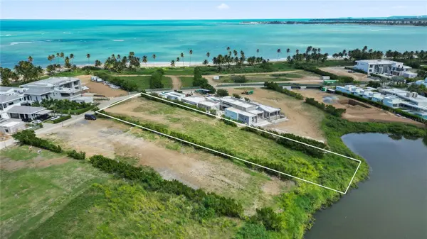L5 Atlantic DR 7000 BAHIA BEACH DR, Rio Grande, PR 00745