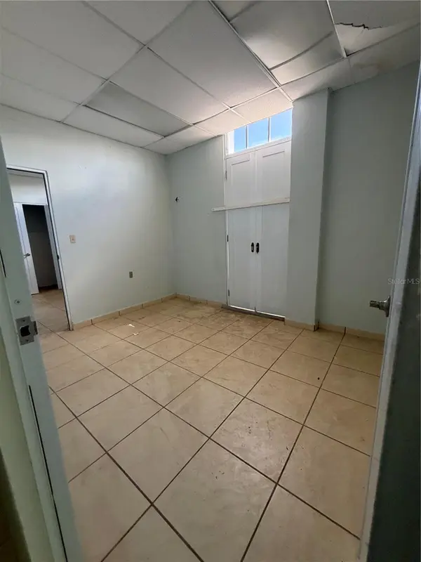 179 AVE JOSE DE DIEGO, Arecibo, PR 00612