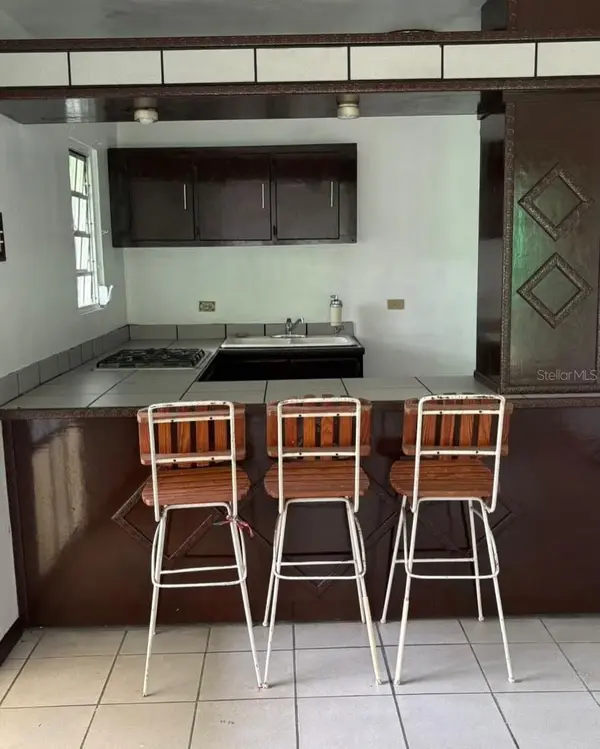 LA BARRA 105 F, Caguas, PR 00725