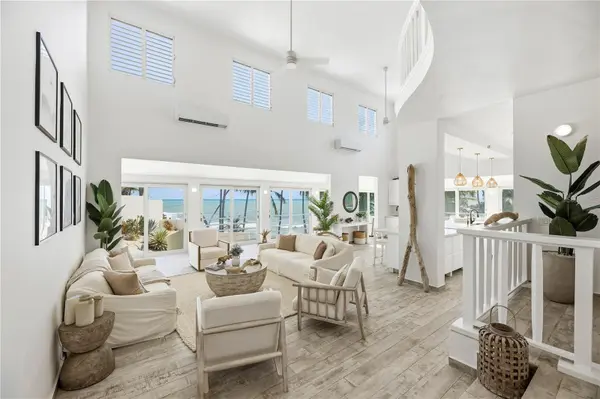 32 SHELL CASTLE, Humacao, PR 00791