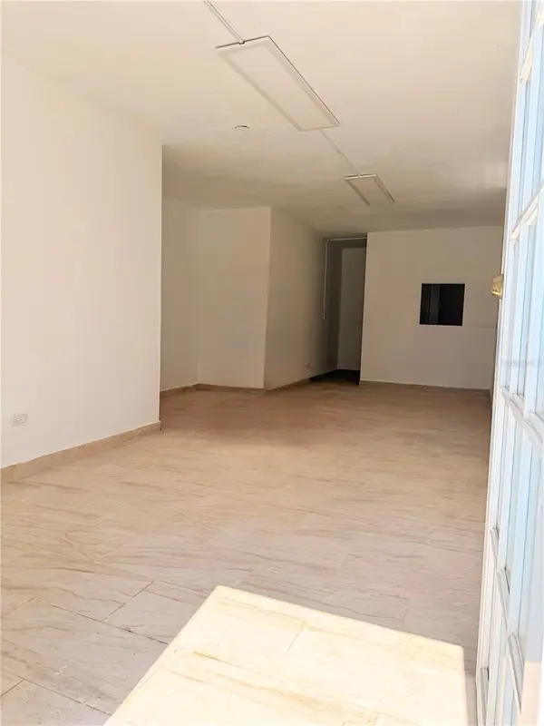 Calle 601 BLOQUE 224 COMERCIAL 1, Carolina, PR 00985