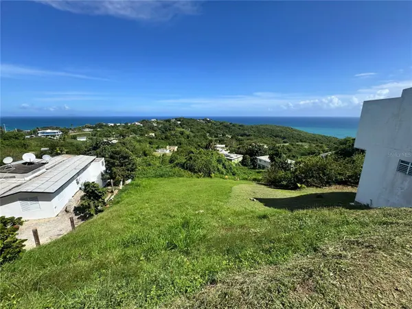 EL COCAL BEACH AND COUNTRY CLUB #1, Yabucoa, PR 00767