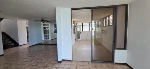 ST 1 ESTANCIAS DE SAN FERNANDO, Carolina, PR 00985