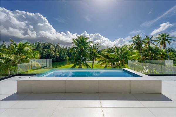 G8 ATLANTIC DRIVE, 7000 BAHIA BEACH BLVD., Rio Grande, PR 00745
