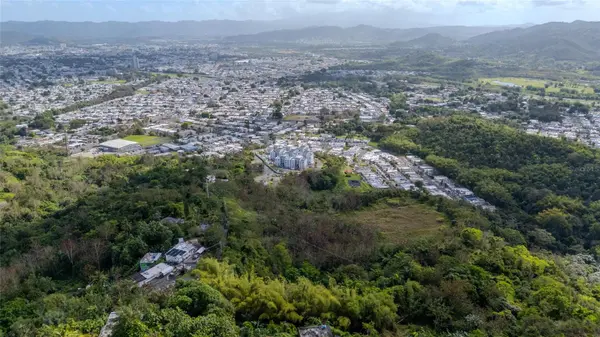 PR 7784 Km 1.0 TURABO, Caguas, PR 00725
