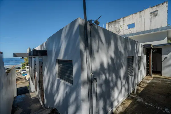 2 BO. BORINQUEN, Aguadilla, PR 00603
