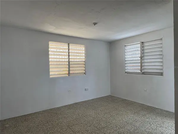 121 CALLE HERMANDAD INTERIOR, Guaynabo, PR 00965