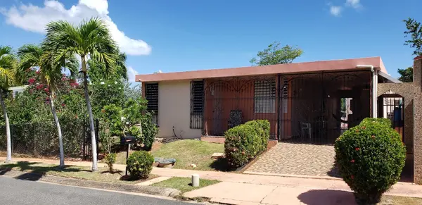 4-14 bloque 4k-10 ALTURAS DE MONTE BRISAS, Fajardo, PR 00738