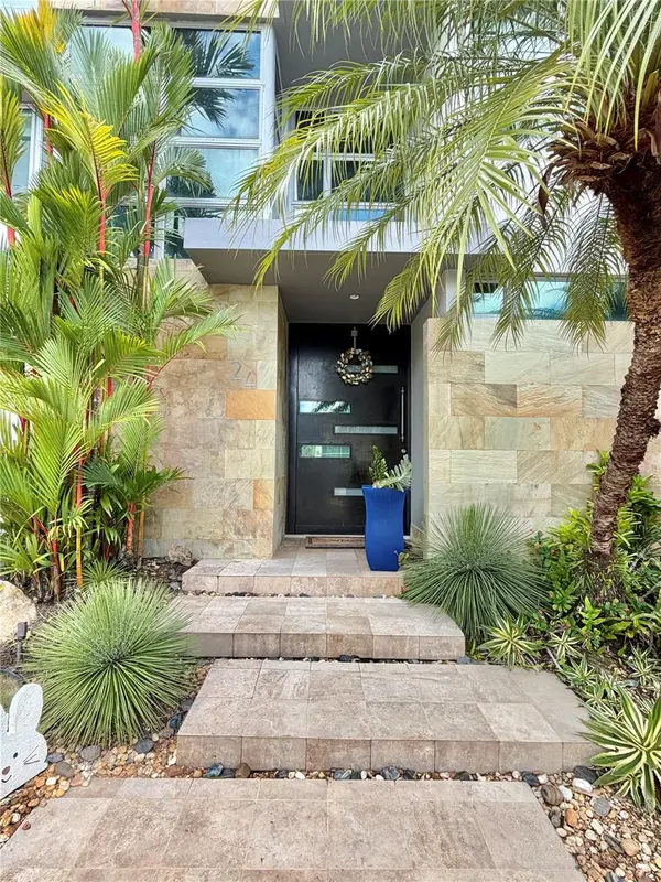24 CALLE 3 SENDEROS DE MONTEHIEDRA, San Juan, PR 00926