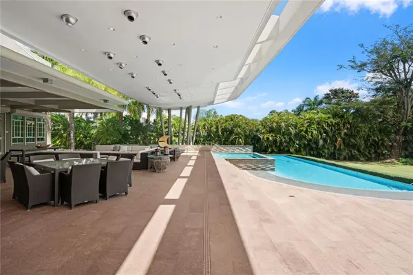 9 CASTAÑA ST, Guaynabo, PR 00968