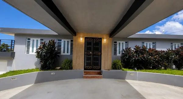 30 SAN AGUSTIN, San Juan, PR 00926