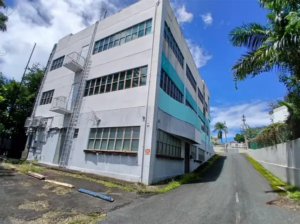 97 STATE ROAD 2 PUEBLO VIEJO, Guaynabo, PR 00966
