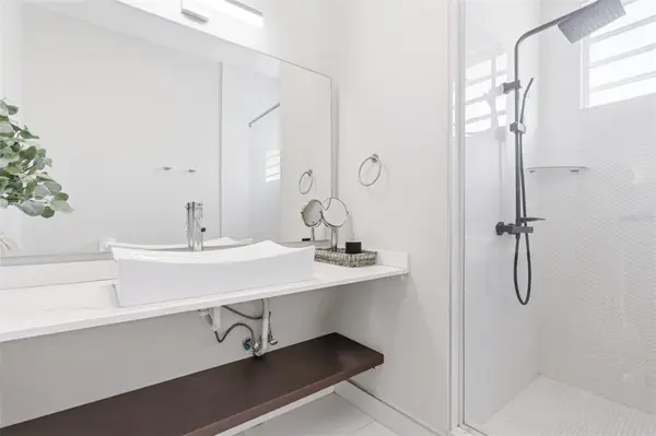 56 CALLE F KRUG CONDADO #PH-1, San Juan, PR 00907