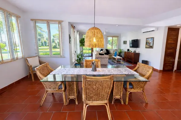 Principal E1 LAKESIDE VILLAS, Vega Alta, PR 00692