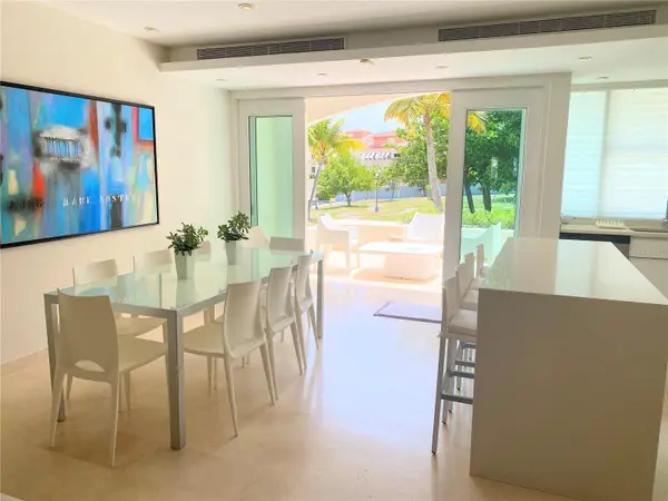 14 PENINSULA DE SAN JUAN ST, Humacao, PR 00791