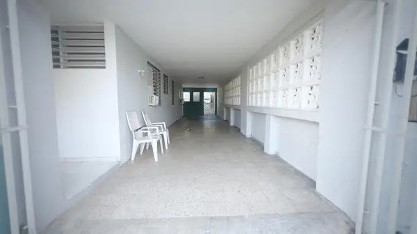 C-8 RAUL DE JESÚS, Juncos, PR 00777