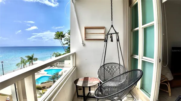 429 C. PORTO VECCHIO #401, Rincon, PR 00677