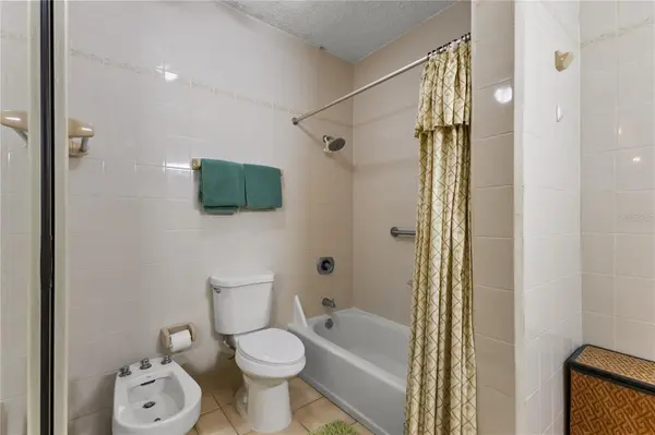 190 CANDELERO DR #228, Humacao, PR 00791