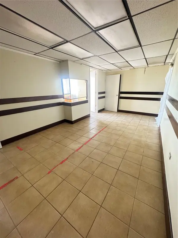 Cond Torre San Pablo SANTA CRUZ #805, Bayamon, PR 00961